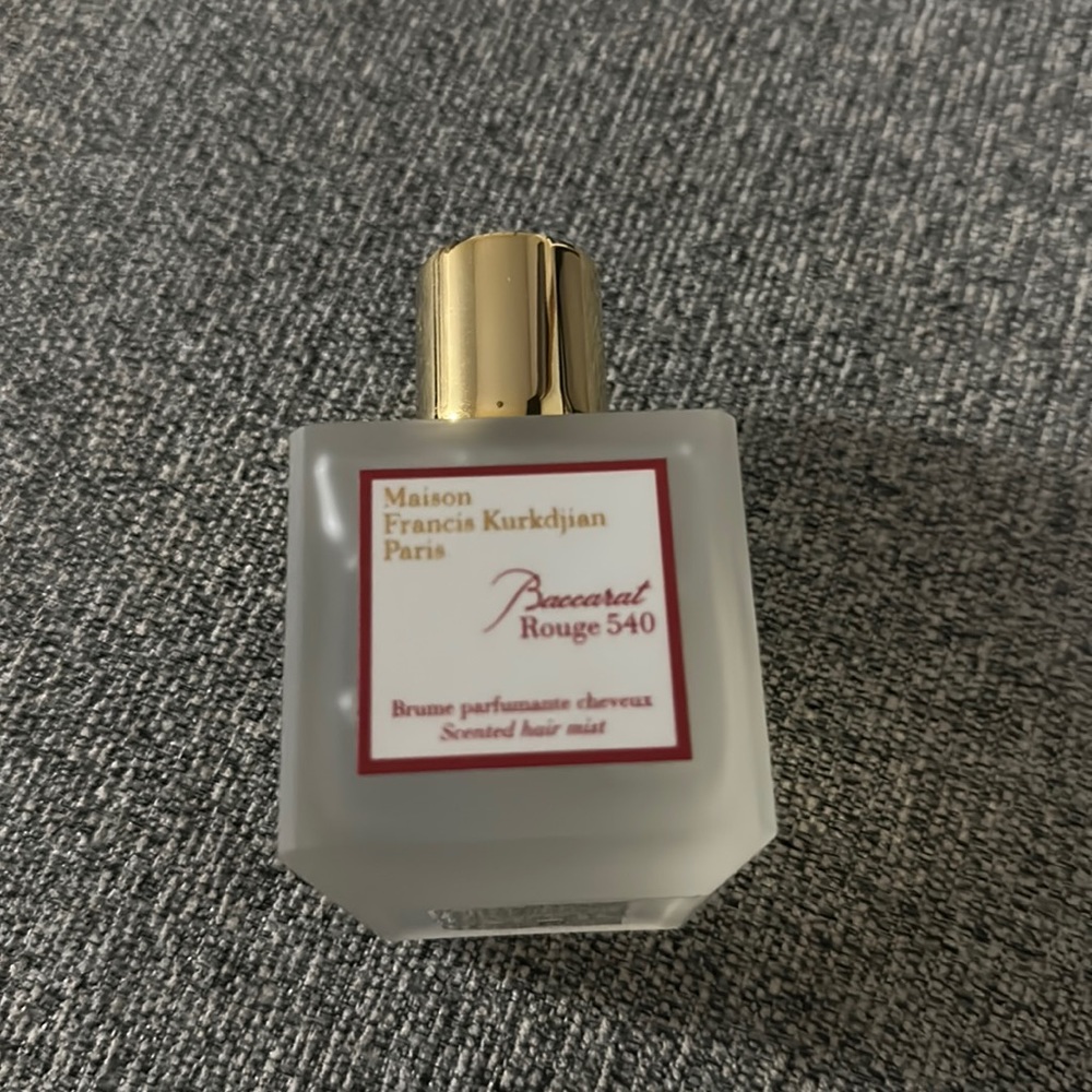PRICE IS FIRM-Maison Francis Kurkdjian
Baccarat Rouge 540 Hair Mist 2.4 oz
